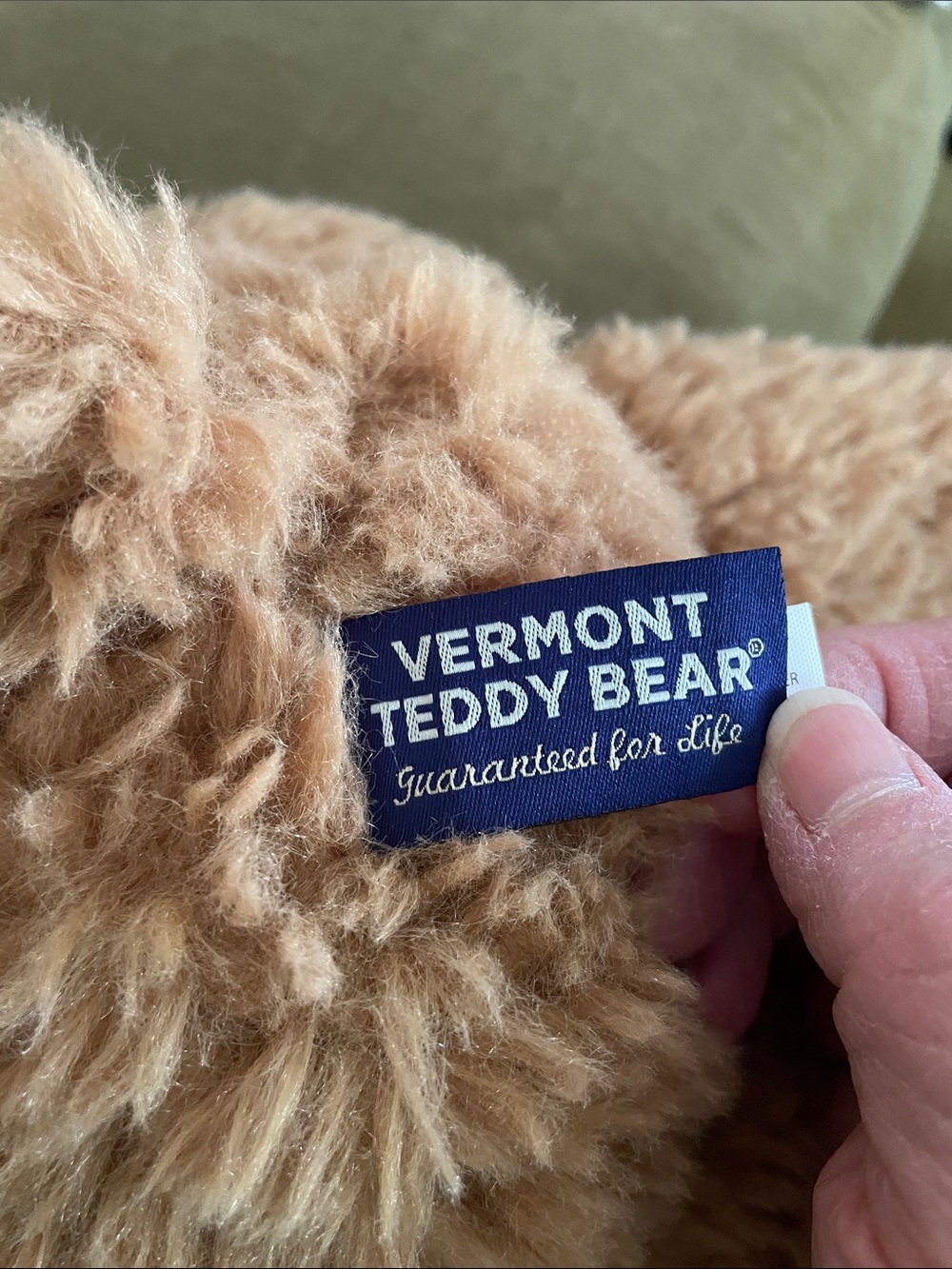 Vermont Teddy Bear with Red 'I Love You' Ribbon - Picture 3 of 7